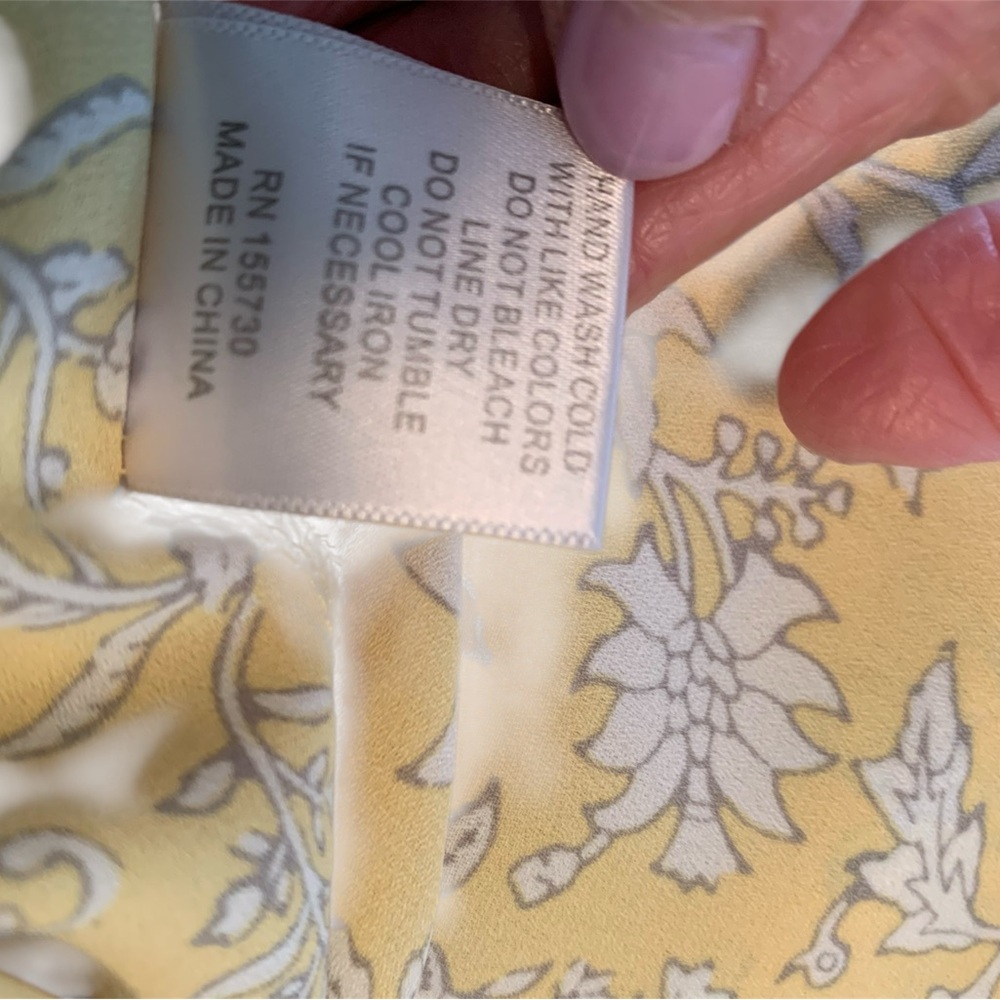 ROSE AND OLIVE PLUS SIZE 3X WOMEN’S
TOP YELLOW & WHITE - Picture 6 of 6